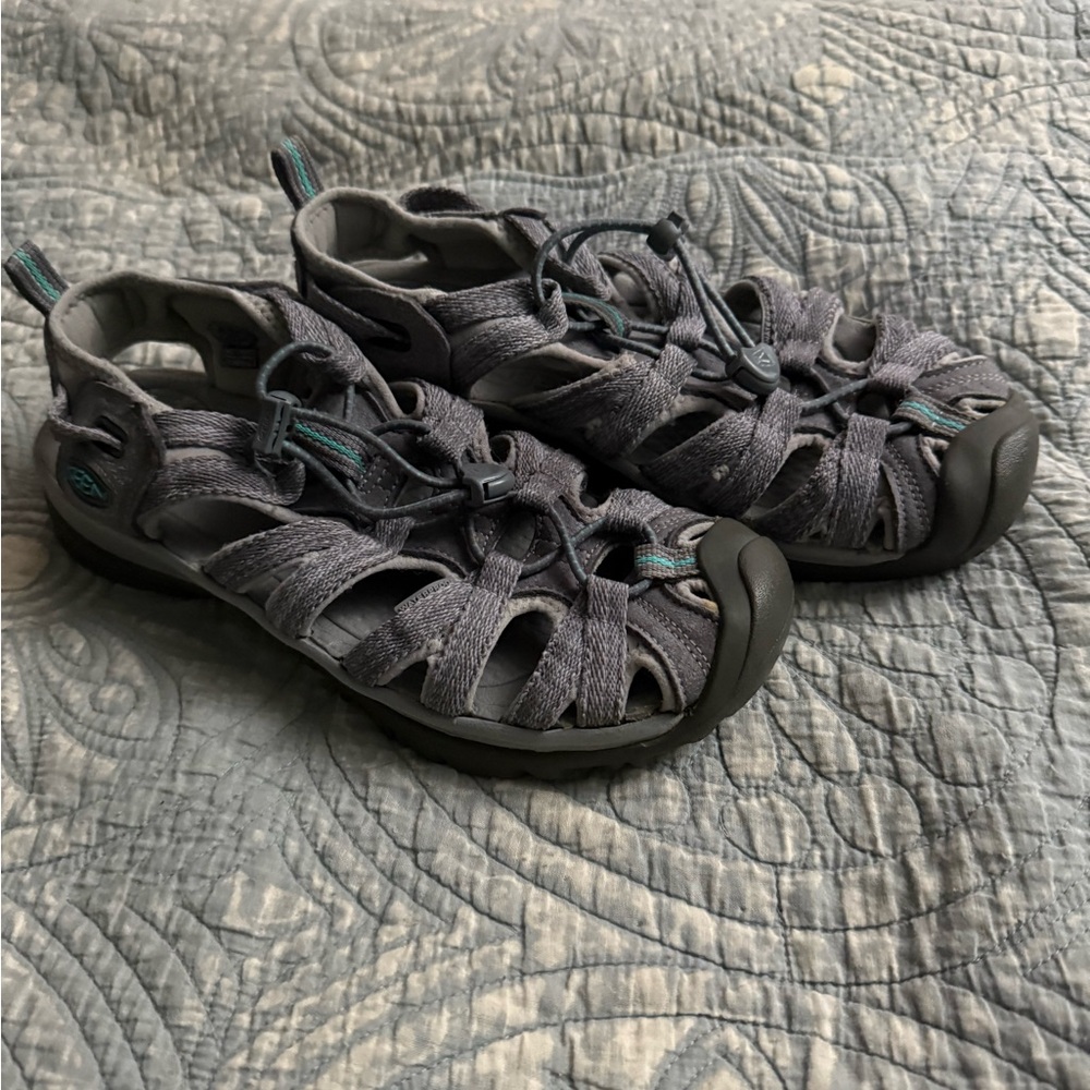 KEEN Whisper Gray Peacock Green sandals 8